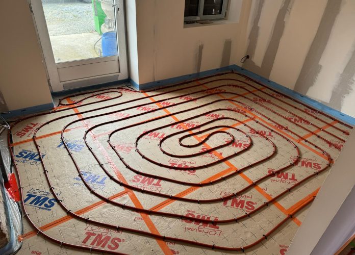 installation-plancher-chauffant-les-touches-maxime-Guerrand